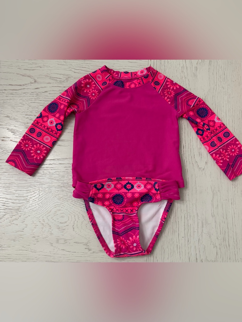 Circo Deep Hot Pink Floral Long-Sleeve Rash Guard Bikini Swimsuit Set 18 M